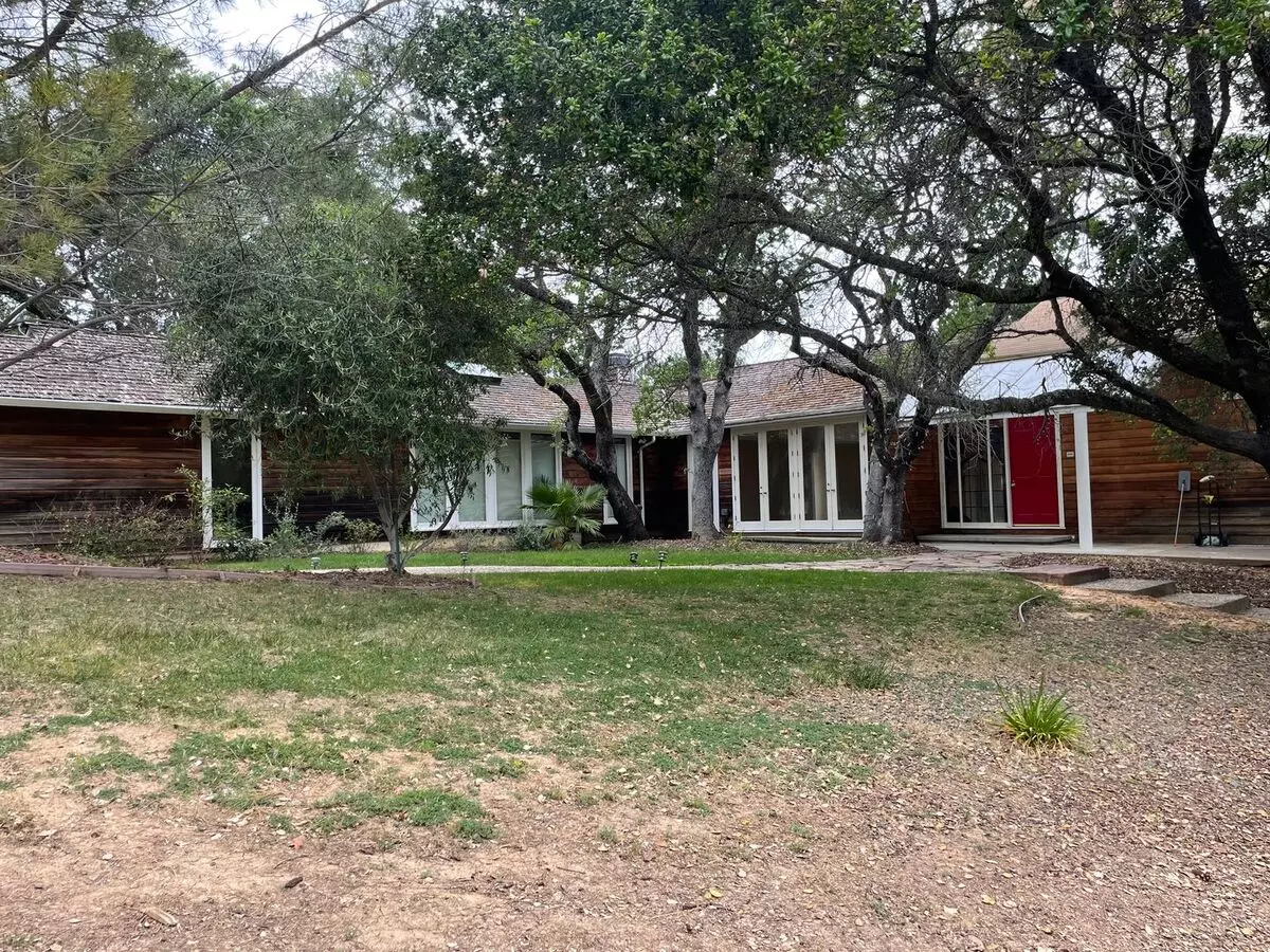SARATOGA - Custom 3 Bedroom, 3 Bathroom on 3 acre lot.