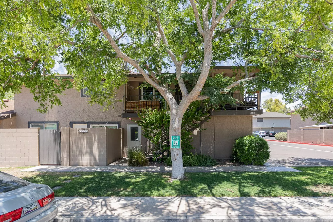 1207 North 84th Place