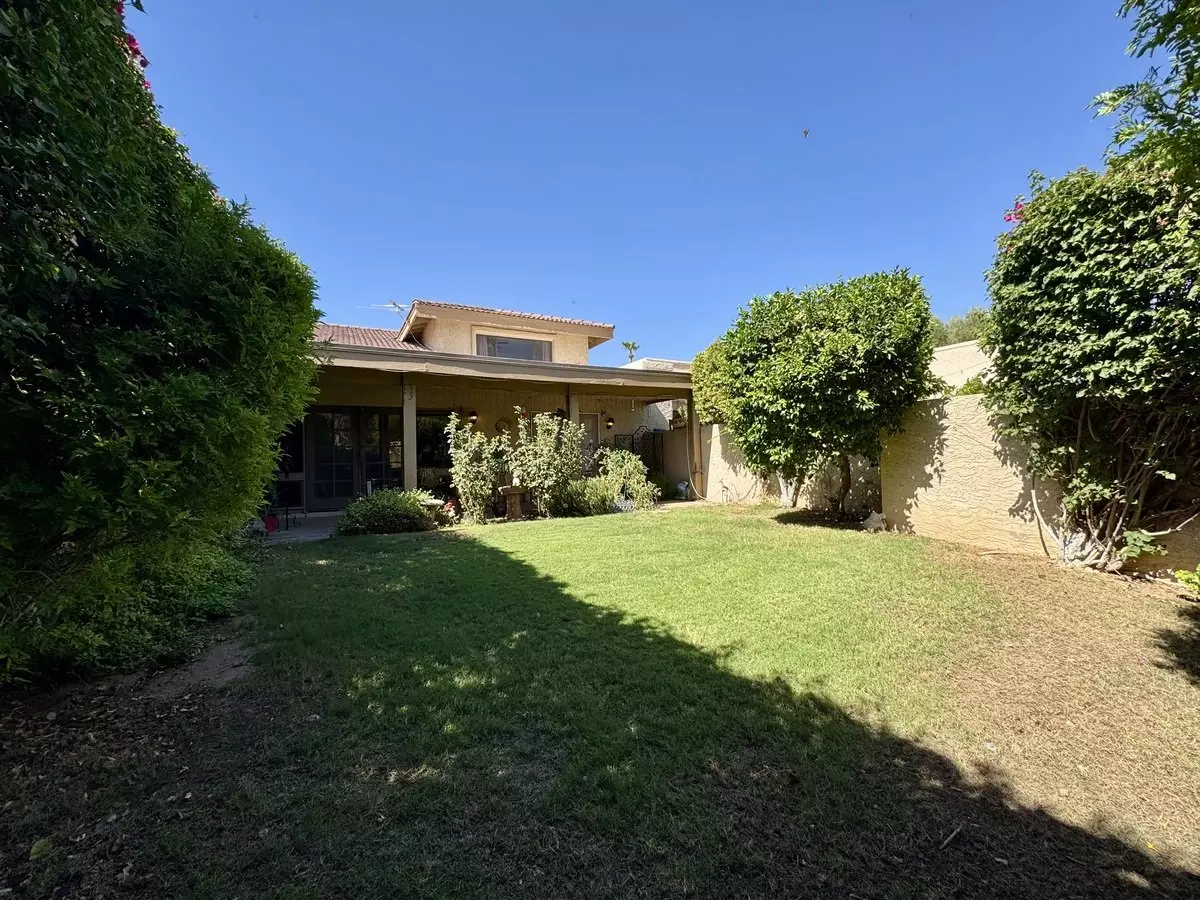 Walking Distance To Fashion Square Mall, Old Town Scottsdale!