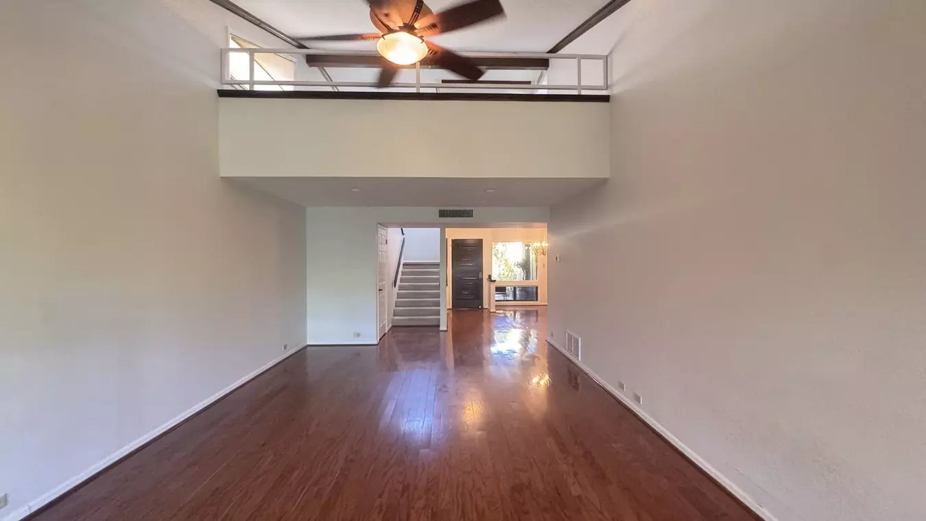 Walking Distance To Fashion Square Mall, Old Town Scottsdale!