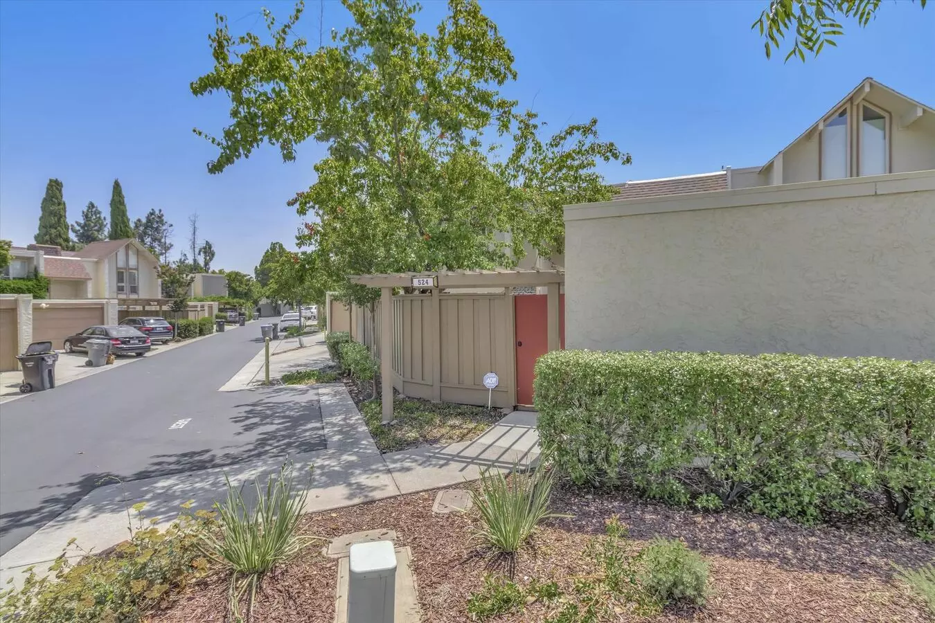 Sunnyvale Gem with Sleek Finishes Thoughtful Touches
