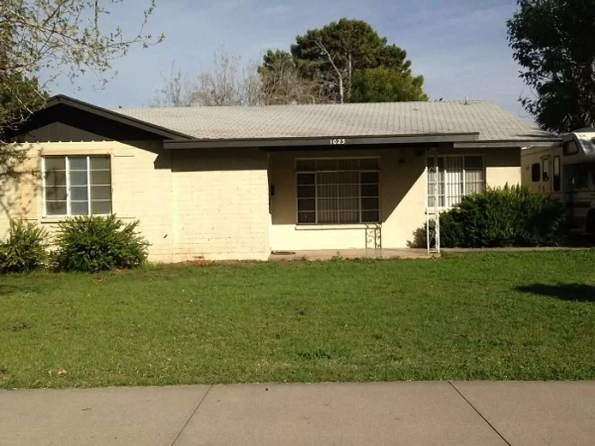 3 Bed, 2 Bath in Tempe – Available August 15