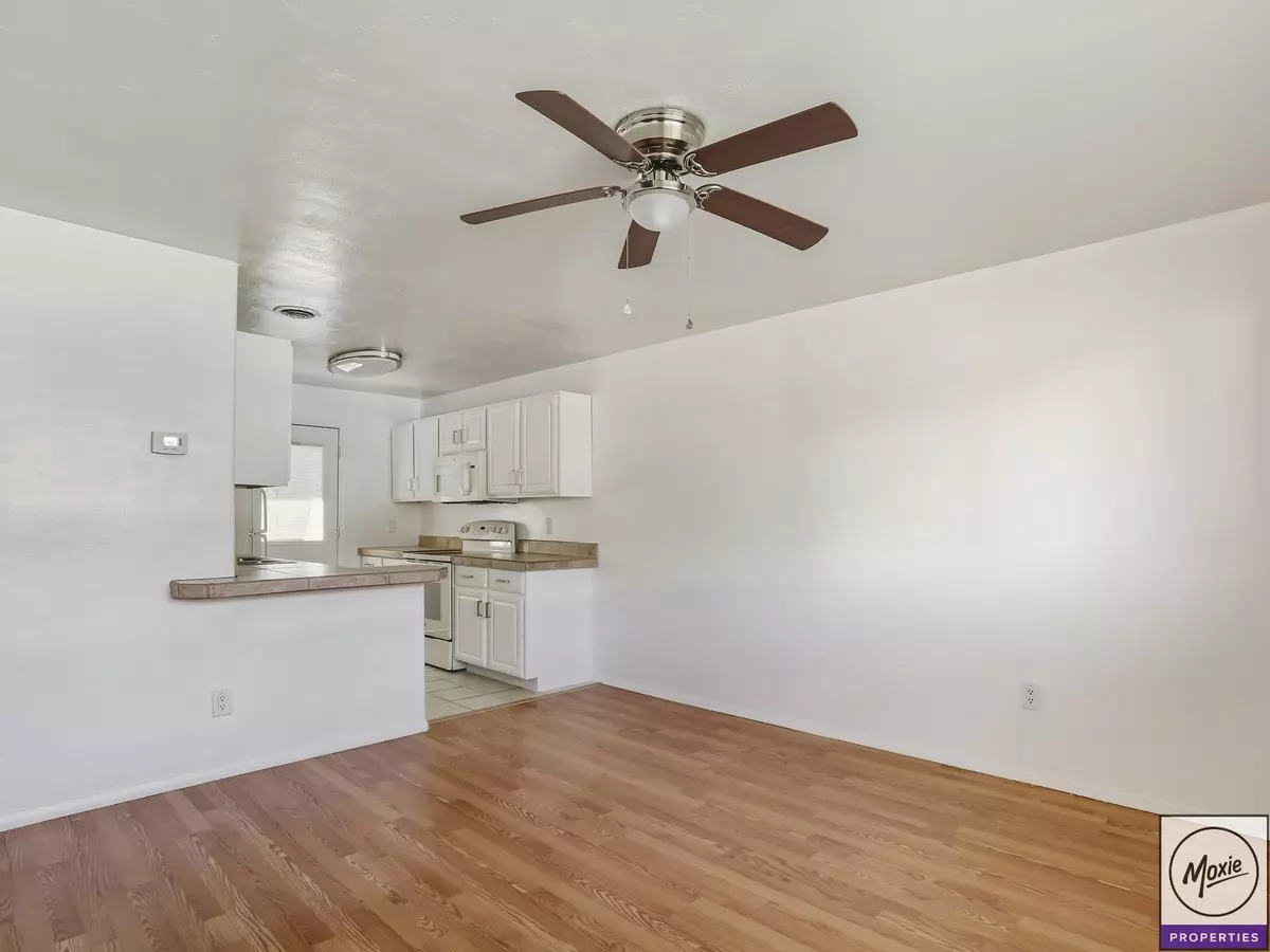 2214 S Granada Dr