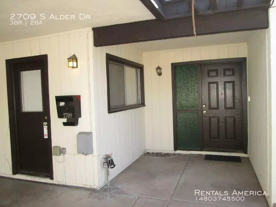 2709 S Alder Dr