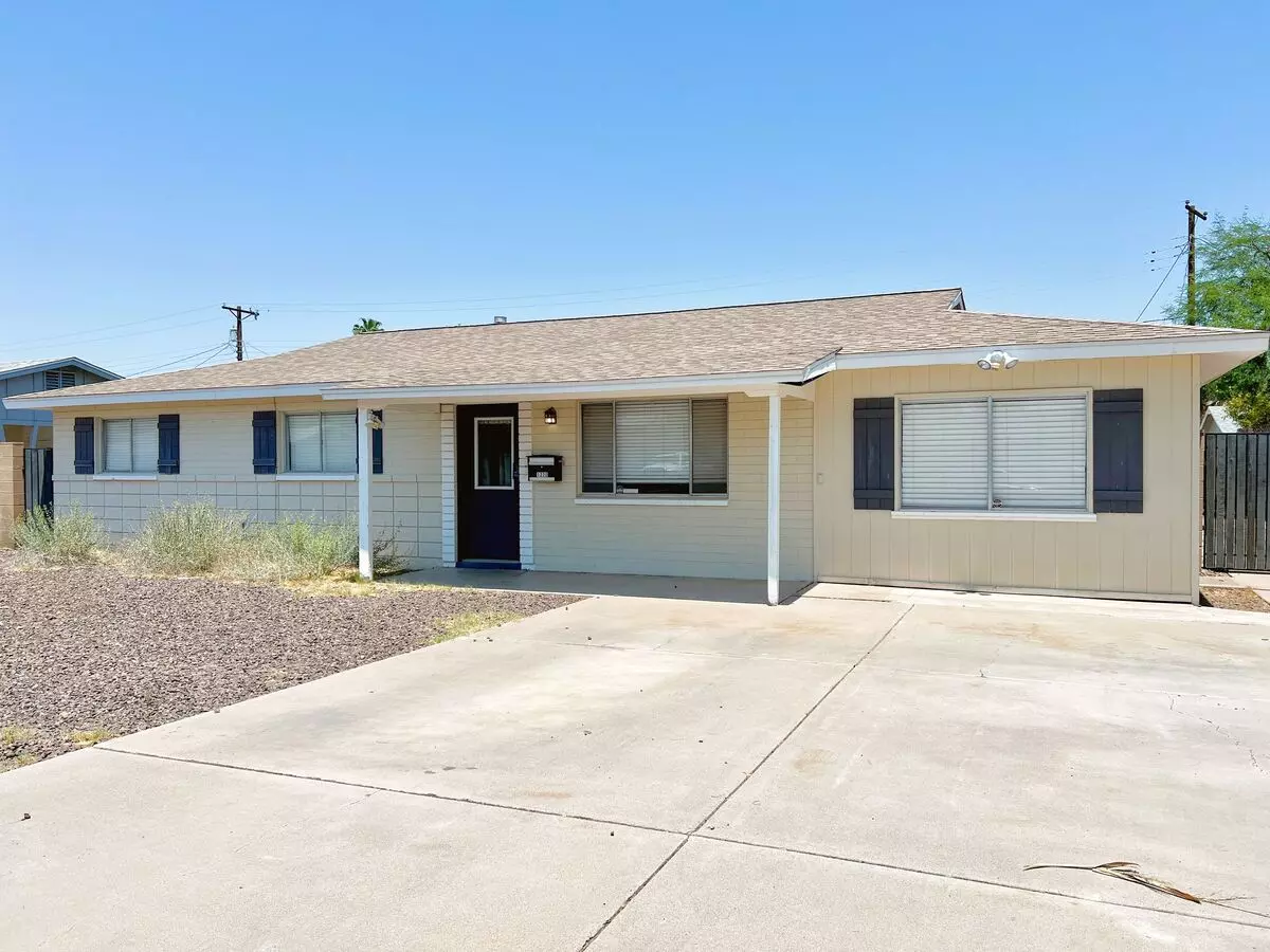 1220 W Romo Jones St