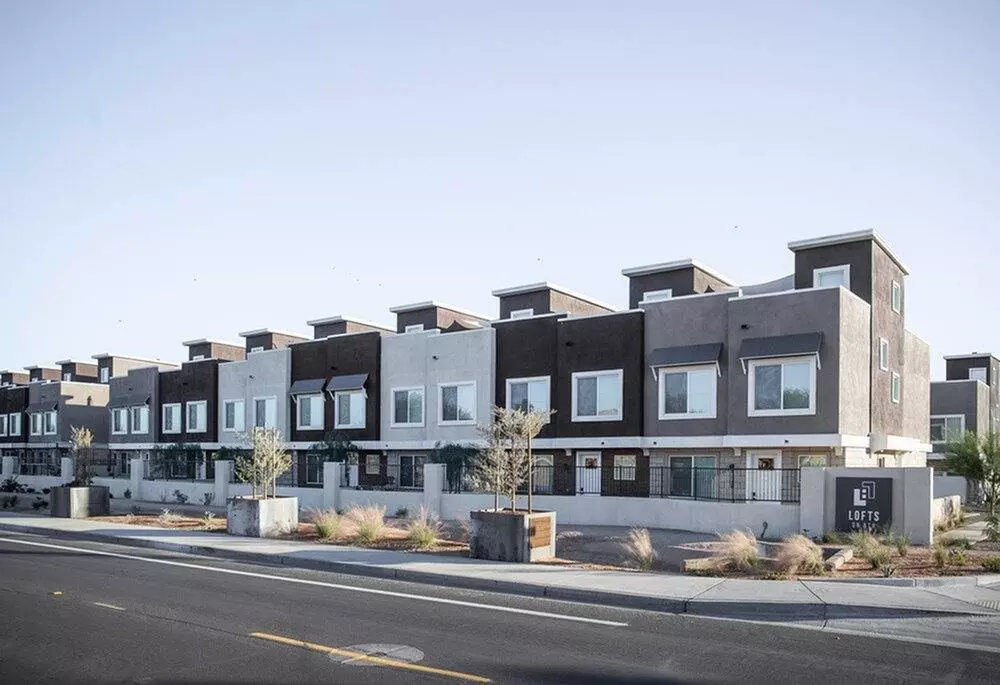 Lofts on 8th | Student Housing