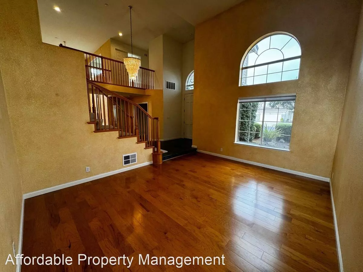 4420 Alvarado Boulevard