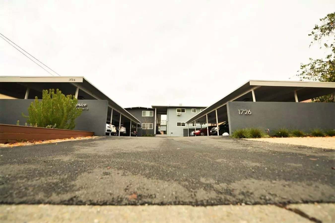 Caprice Apartments
