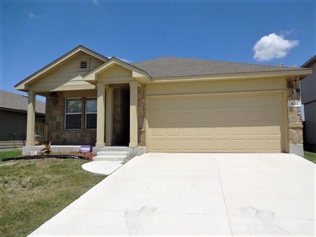631 Tom Kemp Dr New Braunfels, TX 78130