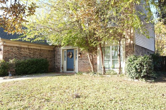 4348 Kenwood Dr Grapevine, TX 76051