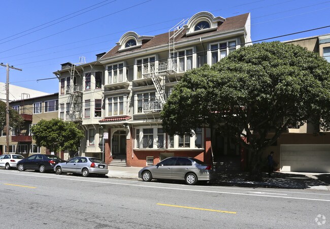 312 BAKER Apartments
