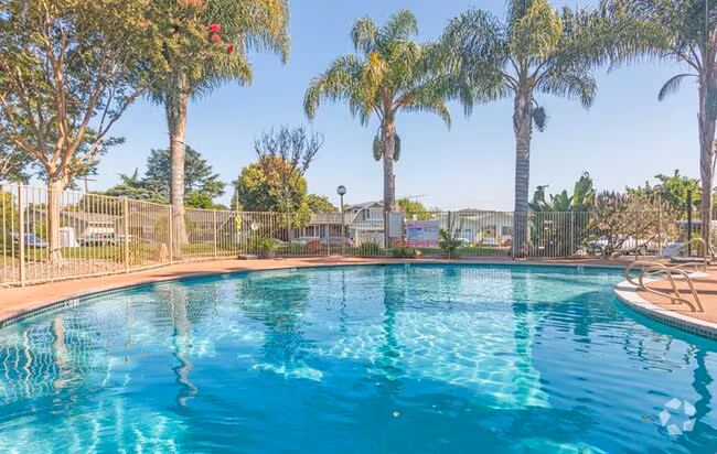 Warburton Village Apartment