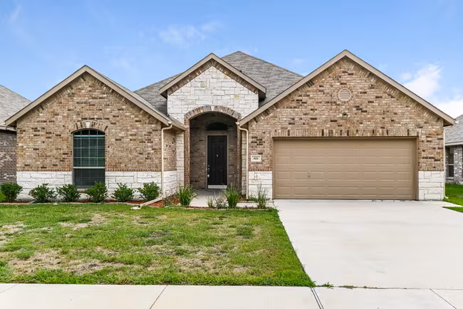811 Fran St Seagoville, TX 75159