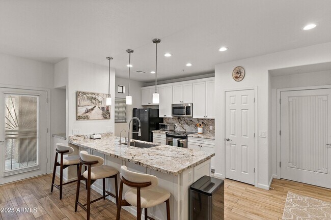 11500 E Cochise Dr Scottsdale, AZ 85259