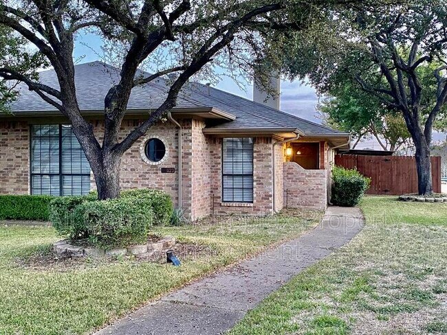 823 Saint Paul Court