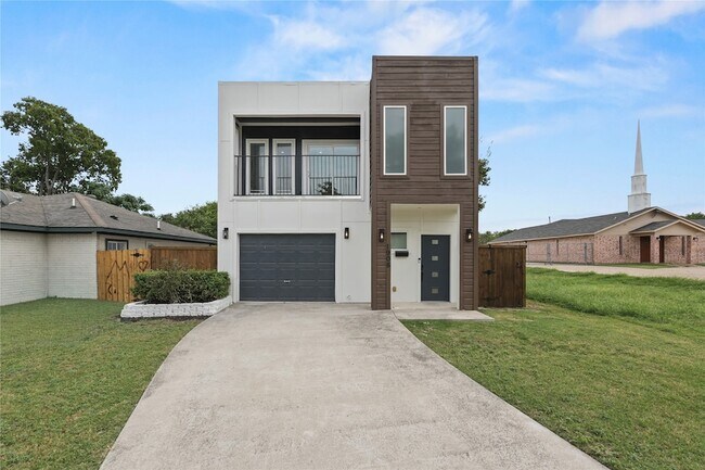 1908 Gallagher St Dallas, TX 75212