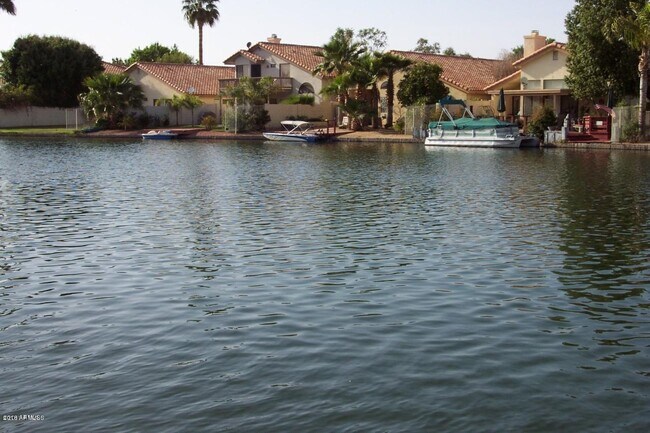 11018 W Poinsettia Dr Avondale, AZ 85392