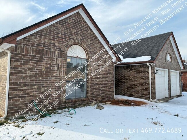 6759 Mountain Cedar Ln Dallas, TX 75236