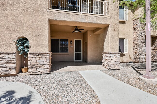 2155 N Grace Blvd Chandler, AZ 85225
