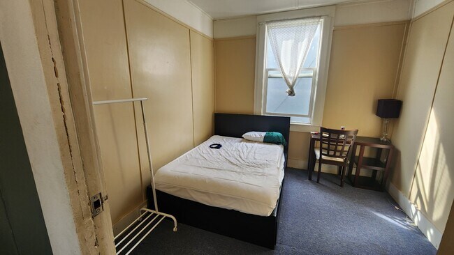 258 Granada Ave San Francisco, CA 94112