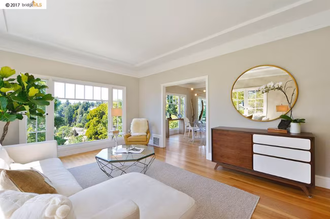 4121 Greenwood Ave Oakland, CA 94602