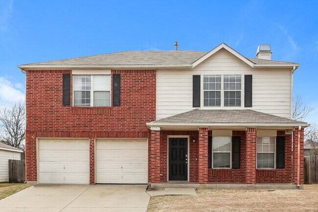 6736 Ambercrest Dr Arlington, TX 76002