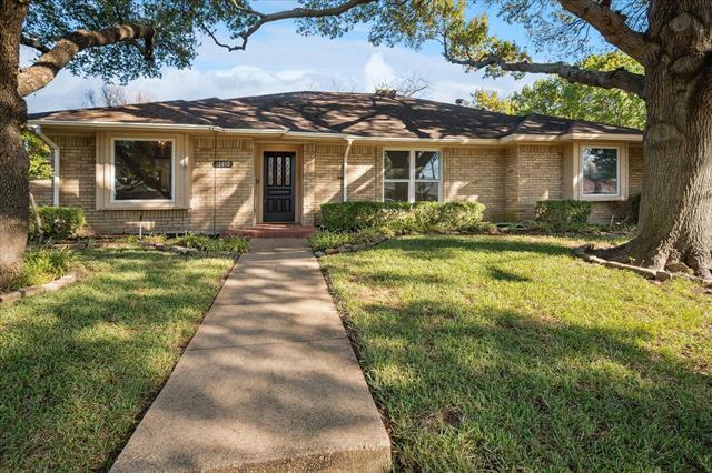 12612 Whispering Hills Dr Dallas, TX 75243
