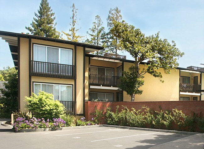 431 Dinah Court