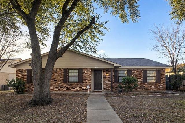 4909 Avery Cir The Colony, TX 75056