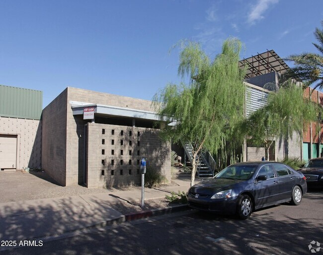 1429 N 1st St Phoenix, AZ 85004
