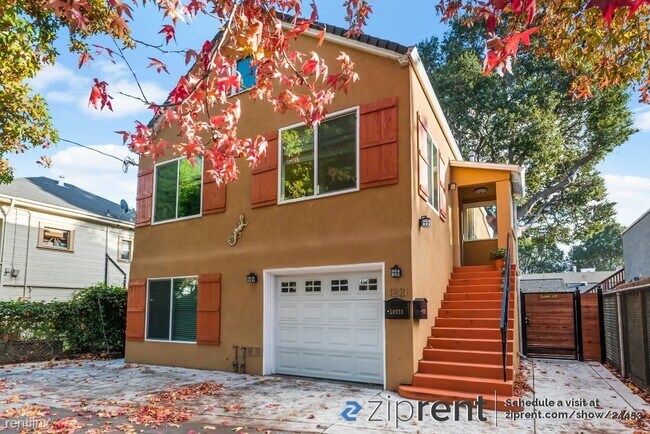 1221 Stanford Avenue