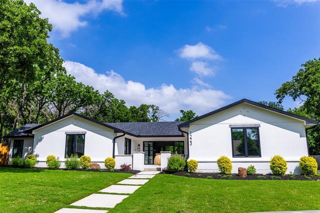 1223 Ridgewood Circle