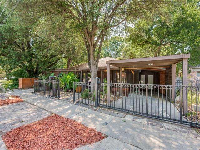 208 Cliffdale Ave Dallas, TX 75211