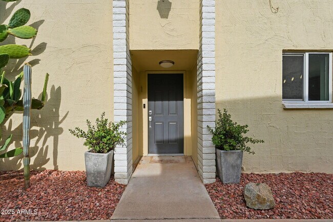 4925 North 73rd Street
