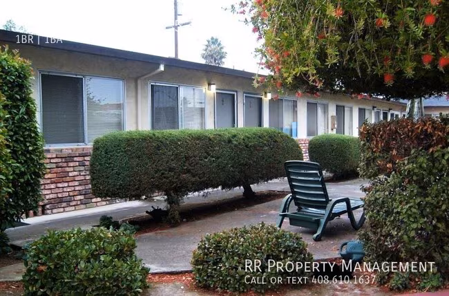 2102 Aza Dr Santa Clara, CA 95050