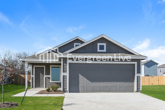 10504 Desert Hawk Cir Fort Worth, TX 76140