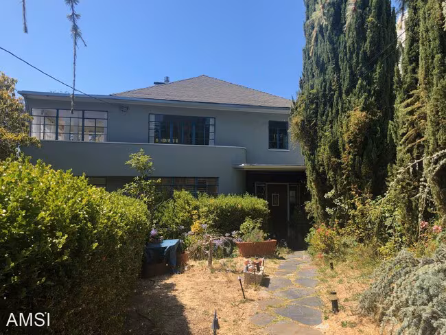 981 Vermont St, Oakland (Single Family)