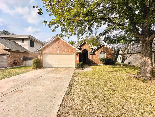 1101 Hunter's Creek Drive