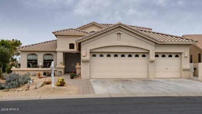 24214 S Lakeway Dr Sun Lakes, AZ 85248