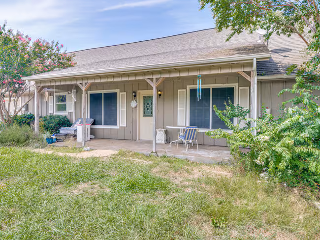 810 Laurence Drive