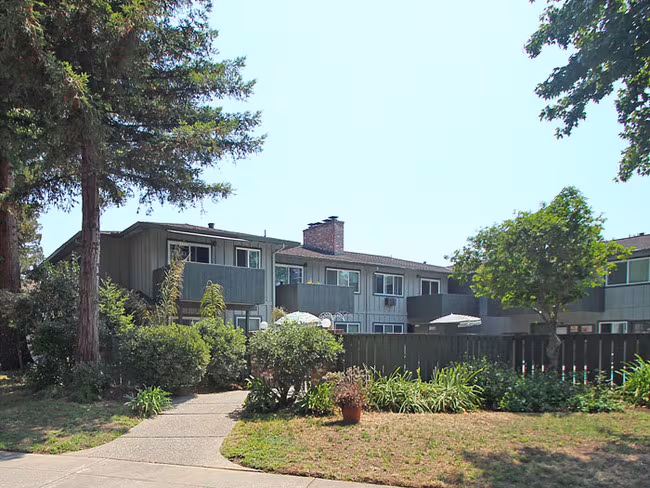 1256 Balboa Court
