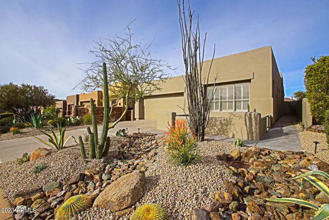 9616 E Chuckwagon Ln Scottsdale, AZ 85262