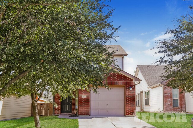 851 Village Point Lane