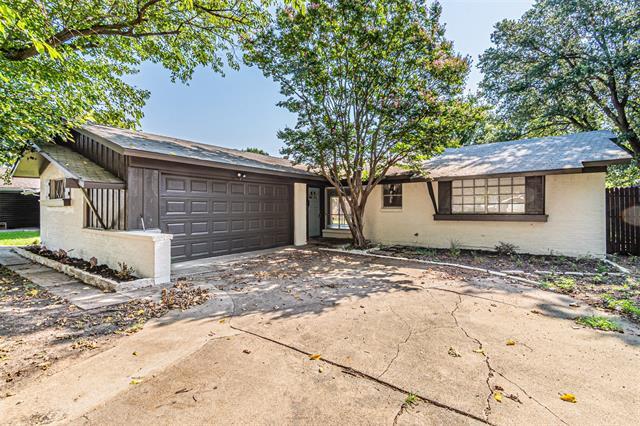 1018 McCallum Dr Garland, TX 75042