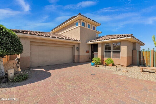 13620 W Cypress St Goodyear, AZ 85395