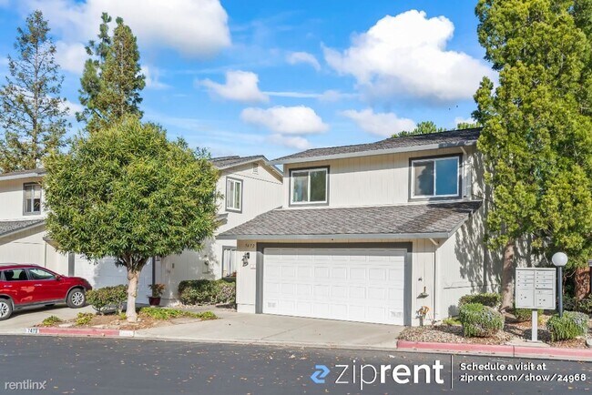 7472 Tulare Hill Lane