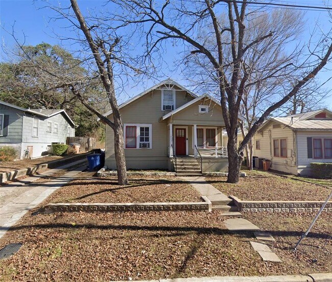 1905 David St Austin, TX 78705
