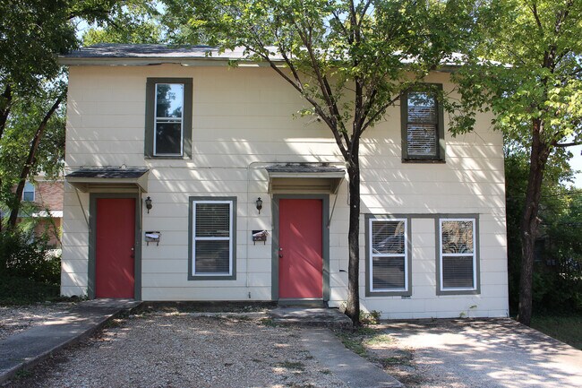 3305 Grooms Street