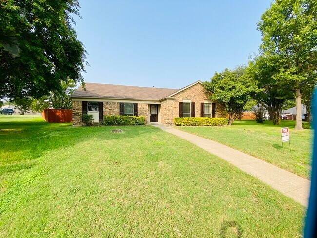 1501 Vera Cruz Drive