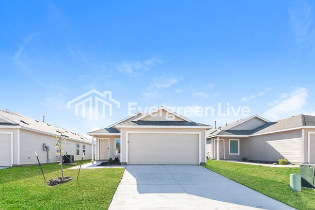 920 Calley Pear Trail